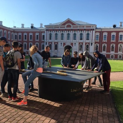 Ar idejām par savu skolu