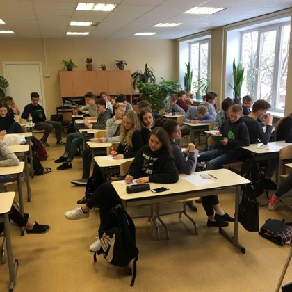 Rīgas 64.vidusskola 6.grupa - praktizējam savstarpējo komunikāciju