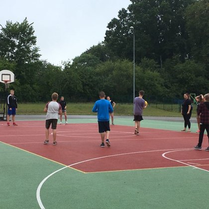 Aktīva sportošana nometnes ietvaros