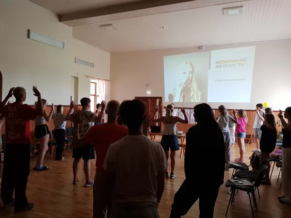 Nometne Endzeles muižā (15+)