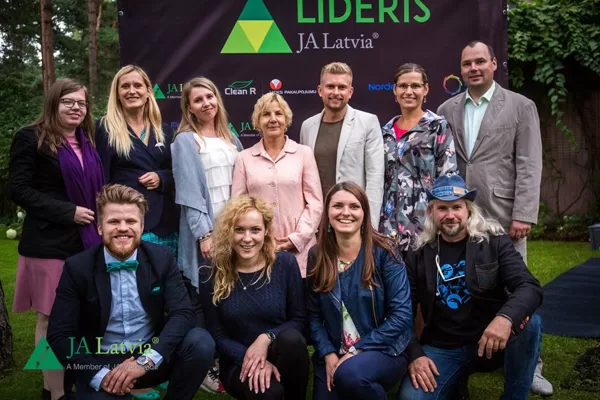 JĀdara sadarbība ar Junior Achievement Latvija un Rīgas Koučinga skola