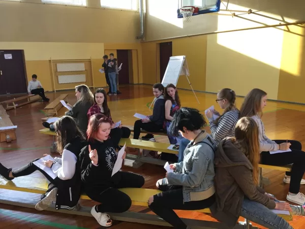 Saulainas nodarbības Rīgas 64.vidusskolā 4.grupa