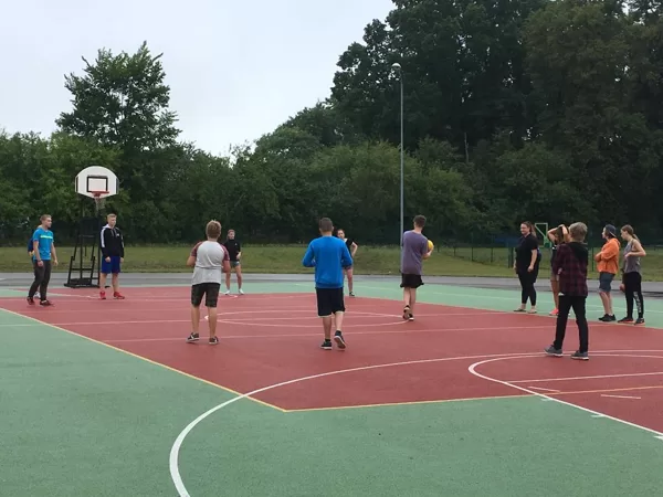 Aktīva sportošana nometnes ietvaros